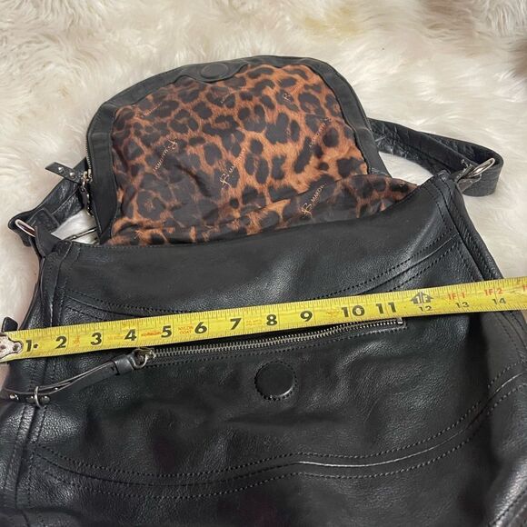 B Makowsky Hobo leather Black shoulder/ crossbody bag silver tone studs accents - Picture 8 of 13